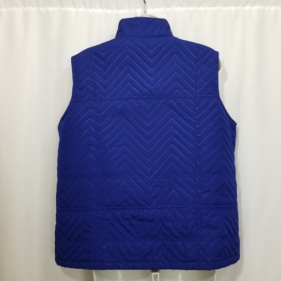 𝅺christopher and Banks vest - Picture 2 of 11
